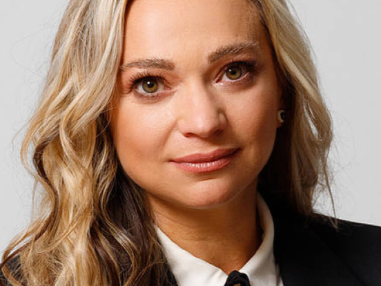 Elena Simon – Managing Director